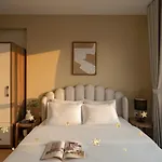 Oasis Central - Soho Saigon Apartment